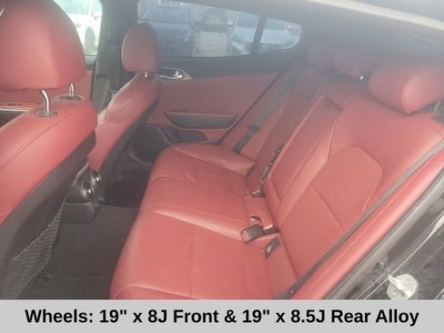 Used 2018 Kia Stinger GT image 16