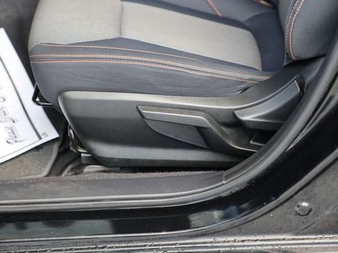 Used 2019 Subaru Crosstrek 2.0i Premium AWD/4WD image 14