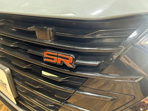 Used 2025 Nissan Sentra SR w/ SR Premium Package FWD image 16