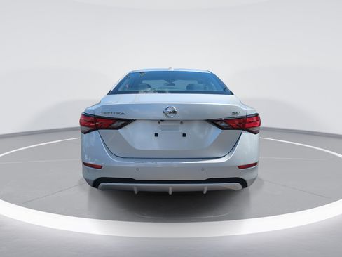 Used 2023 Nissan Sentra SV FWD image 5