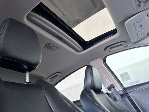 Used 2019 Honda HR-V EX-L image 16