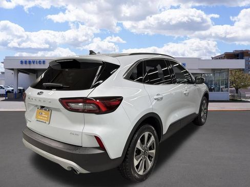Certified 2025 Ford Escape Platinum AWD/4WD image 3