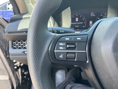 Used 2024 Honda Accord EX image 12