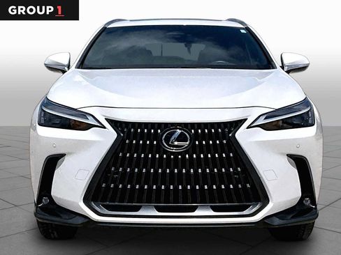 Used 2024 Lexus NX 250 FWD image 4
