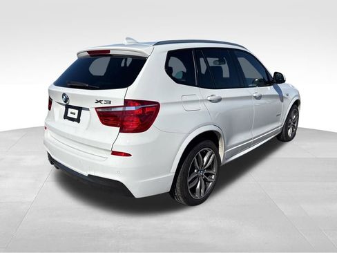 Used 2017 BMW X3 xDrive28i image 7