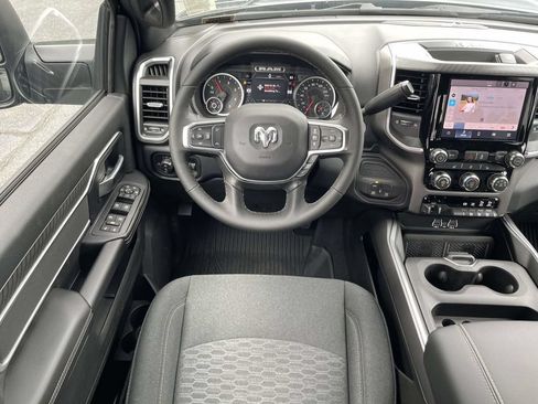 New 2026 RAM 3500 Big Horn AWD/4WD image 21