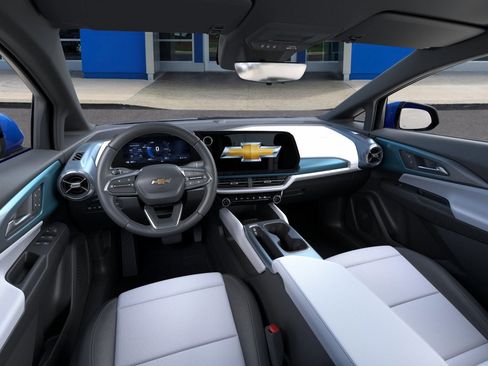New 2026 Chevrolet Equinox EV LT image 39