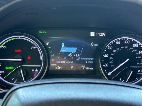Certified 2022 Toyota Camry XSE w/ Navigation Upgrade Package FWD image 32