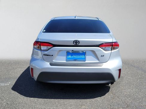 Used 2023 Toyota Corolla LE FWD image 4