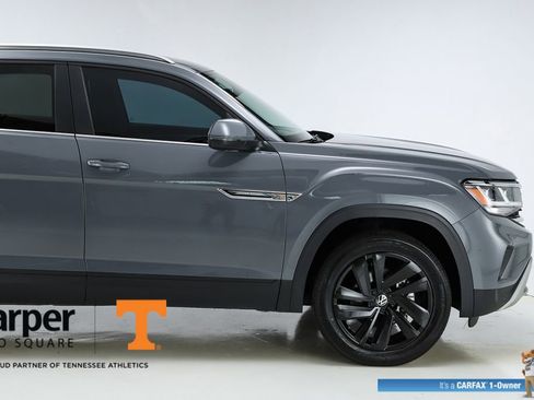 Used 2023 Volkswagen Atlas Cross Sport SE w/ Black Wheel Package image 50