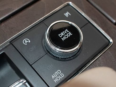Used 2023 Lincoln Navigator Reserve AWD/4WD image 36