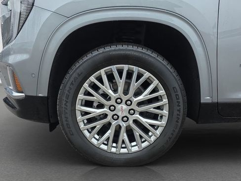 New 2026 GMC Acadia Denali w/ Super Cruise Package AWD/4WD image 4