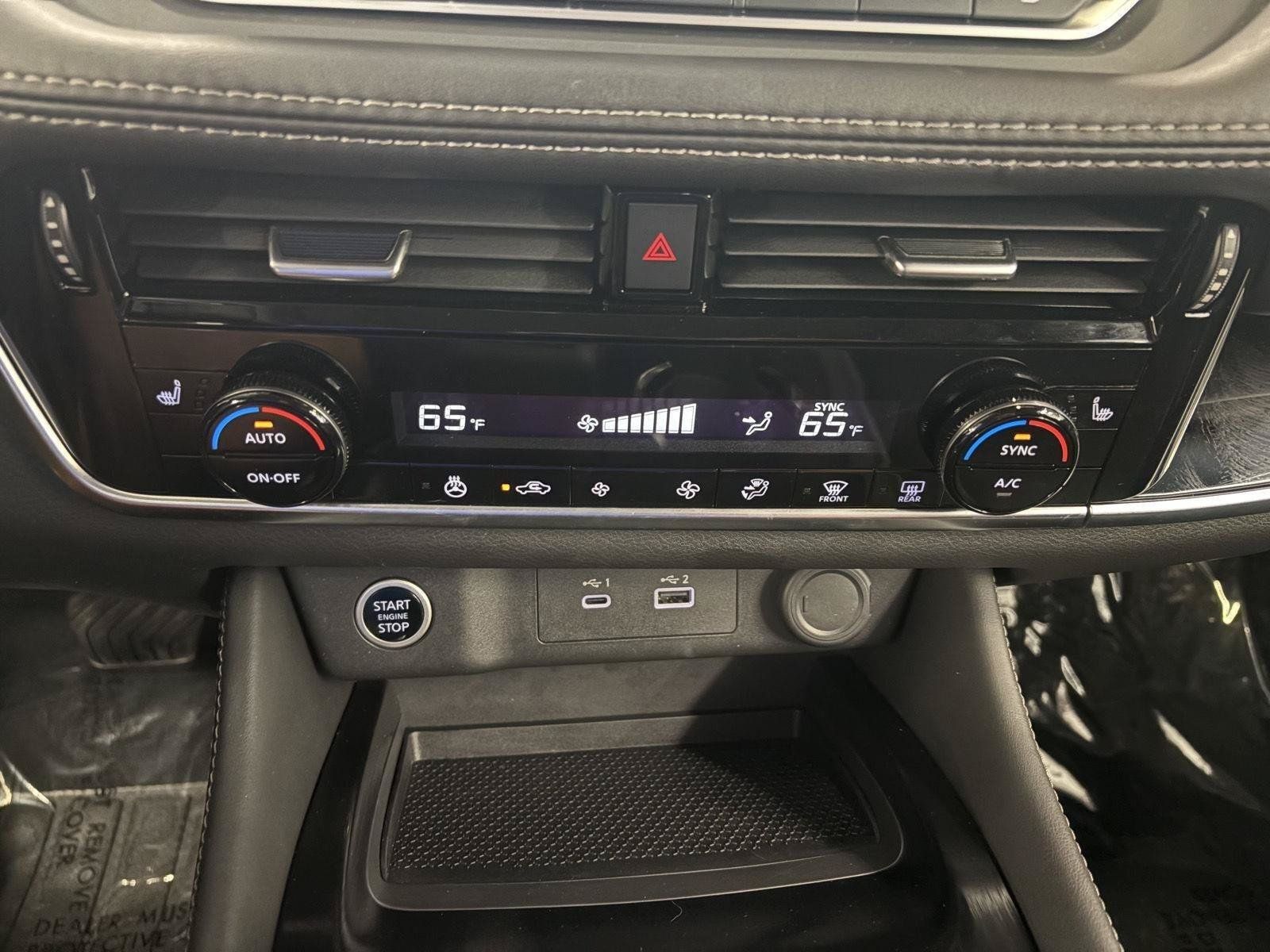 Used 2023 Nissan Rogue SL AWD/4WD image 28
