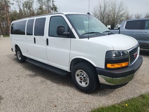 Used 2025 GMC Savana 3500 LT w/ LT Preferred Equipment Group RWD image 5