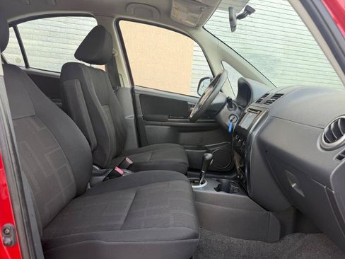 Used 2019 Kia Forte LXS FWD image 9
