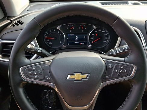 Used 2024 Chevrolet Equinox LT FWD image 19