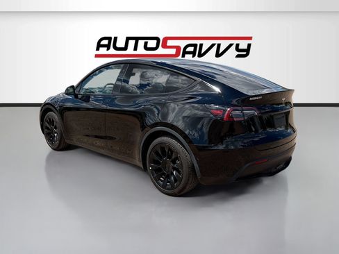 Used 2021 Tesla Model Y Long Range AWD/4WD image 5