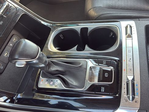 Used 2022 Kia Carnival SX Prestige FWD image 31