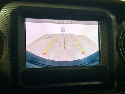 Used 2021 Jeep Wrangler Unlimited Sport image 11