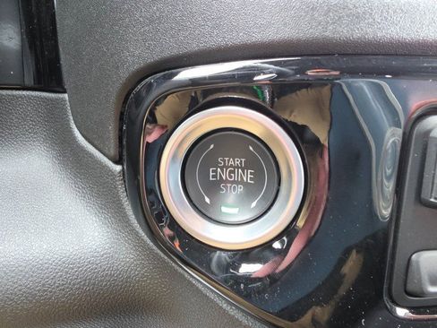 Used 2025 Chevrolet Silverado 2500 LT w/ All Star Edition image 47