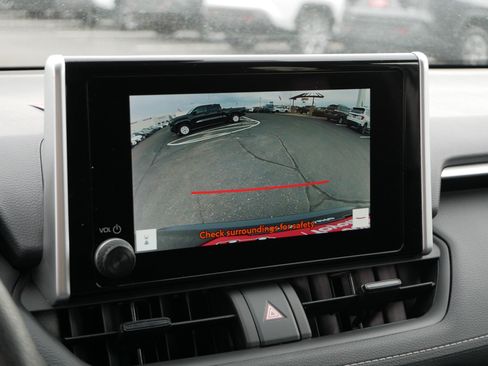 Certified 2025 Toyota RAV4 XLE image 29