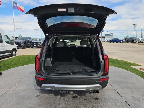 Used 2020 Kia Telluride EX w/ Towing Package image 7