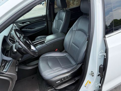 Used 2022 Buick Enclave Premium AWD/4WD image 12