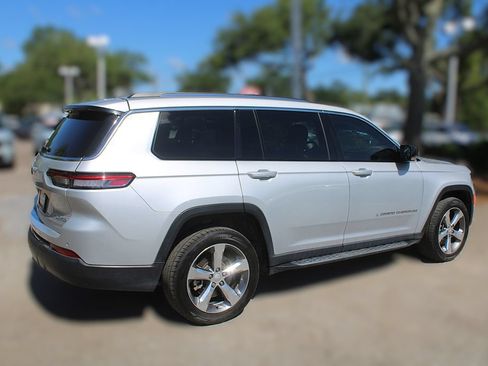 Used 2021 Jeep Grand Cherokee L Limited RWD image 6