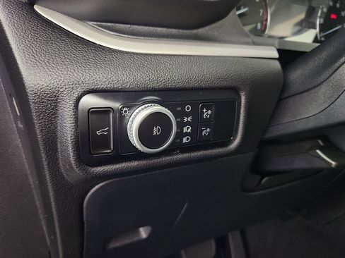 Used 2023 Ford Explorer XLT w/ Equipment Group 202A AWD/4WD image 20