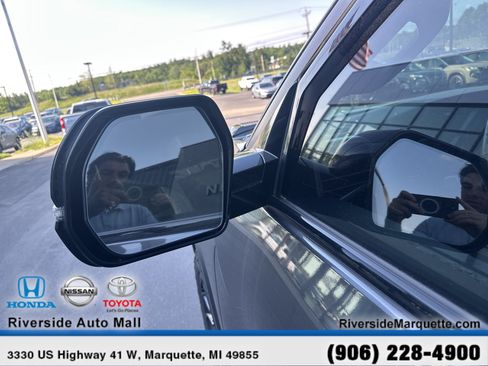 Used 2024 Toyota Tundra Limited w/ TRD Off-Road Package AWD/4WD image 5