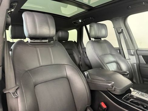 Used 2019 Land Rover Range Rover HSE AWD/4WD image 32