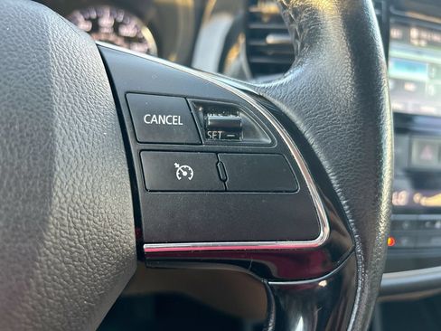 Used 2016 Mitsubishi Outlander SE FWD image 15
