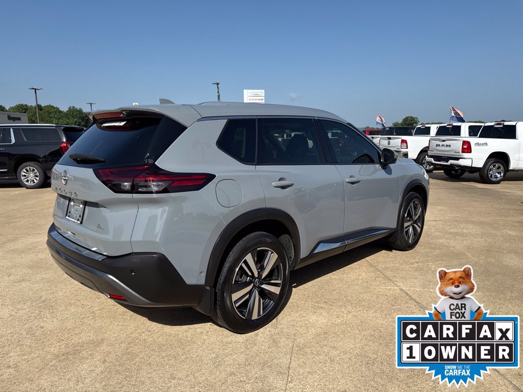Used 2023 Nissan Rogue SL w/ SL Premium Package FWD image 4