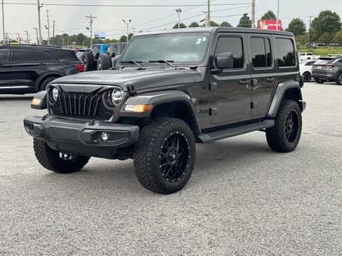 Used 2021 Jeep Wrangler Unlimited Sahara AWD/4WD image 7