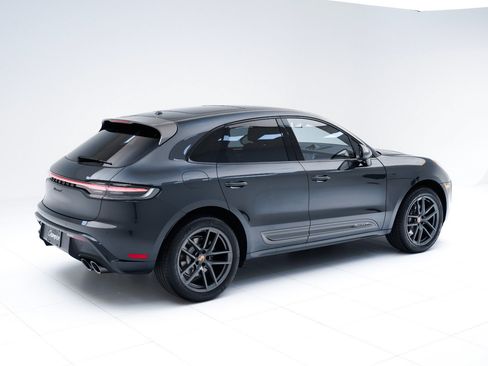 Used 2026 Porsche Macan AWD/4WD image 9