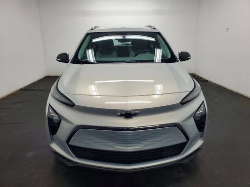 Used 2023 Chevrolet Bolt EUV Premier image 2