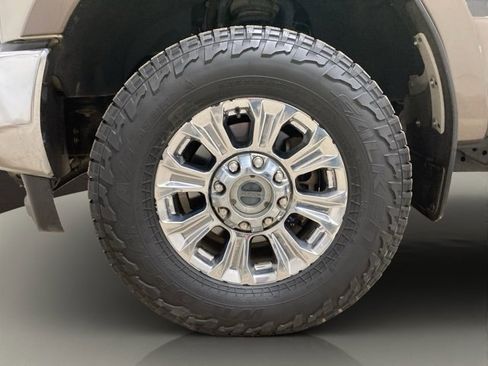 Used 2017 Ford F350 Lariat w/ Lariat Ultimate Package image 24