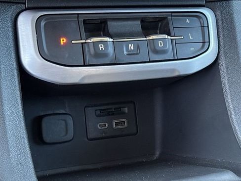 Certified 2023 GMC Acadia SLT w/ Elevation Edition image 16