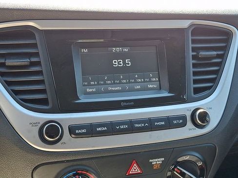 Used 2021 Hyundai Accent SE image 18