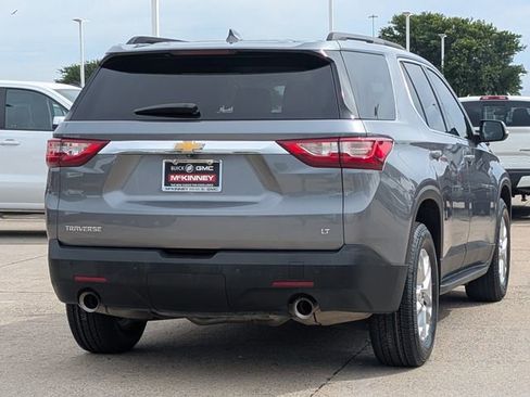 Used 2021 Chevrolet Traverse LT FWD image 4