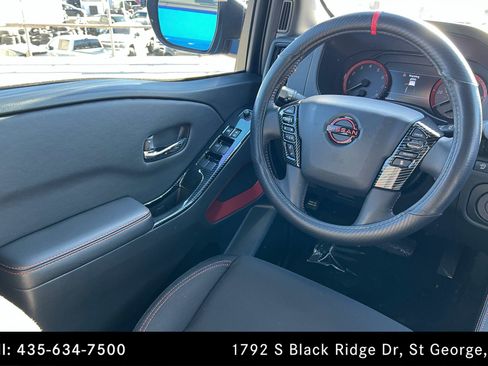 Used 2025 Nissan Frontier PRO-X image 11