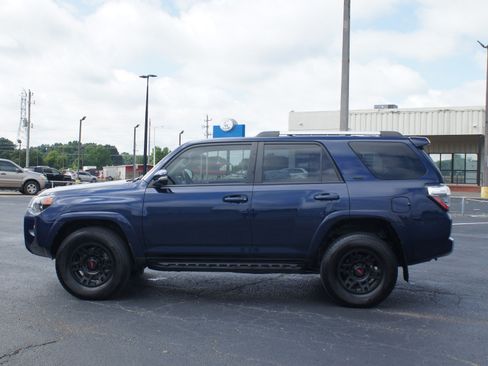 Used 2023 Toyota 4Runner SR5 Premium w/ Moonroof Package AWD/4WD image 14
