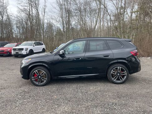 Used 2024 BMW X1 xDrive28i w/ Premium Package image 9
