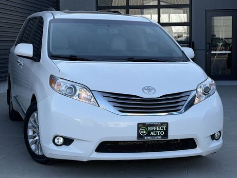 Used 2016 Toyota Sienna image 5