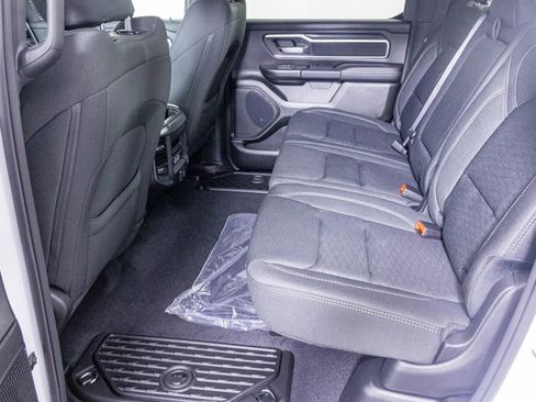 New 2026 RAM 1500 4x4 Crew Cab image 25