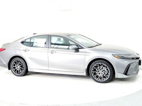 New 2026 Toyota Camry XSE image 7