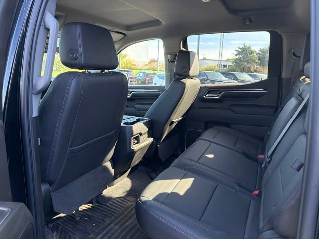 Used 2022 Chevrolet Silverado 1500 RST w/ Convenience Package II AWD/4WD image 15