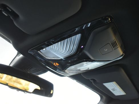 Used 2019 BMW X5 xDrive50i w/ Parking Assistance Package image 44