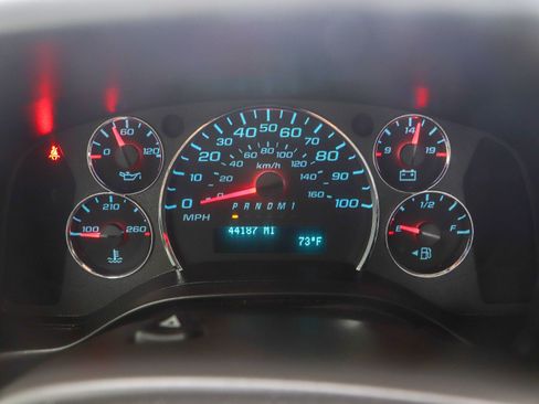 Used 2023 Chevrolet Express 3500 w/ Power Convenience Package RWD image 21