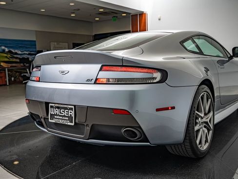 Used 2015 Aston Martin V8 Vantage GT RWD image 16